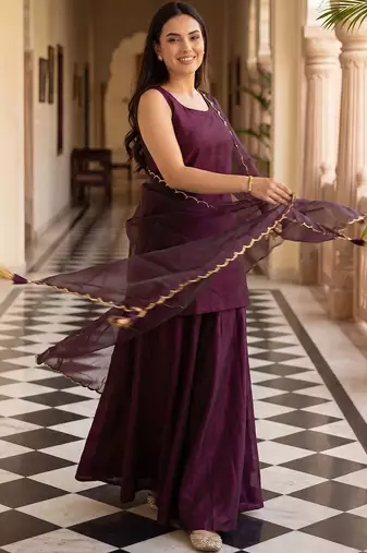 women regular kurta with sharara & with dupatta