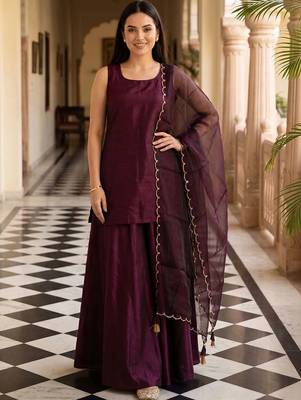 women regular kurta with sharara & with dupatta 6
