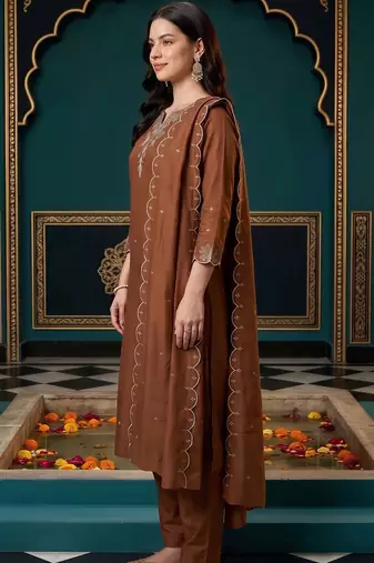 women ethnic motifs embroidered regular thread work kurta with trousers & with dupatta