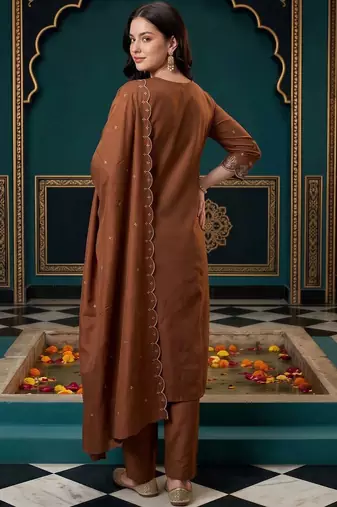 women ethnic motifs embroidered regular thread work kurta with trousers & with dupatta