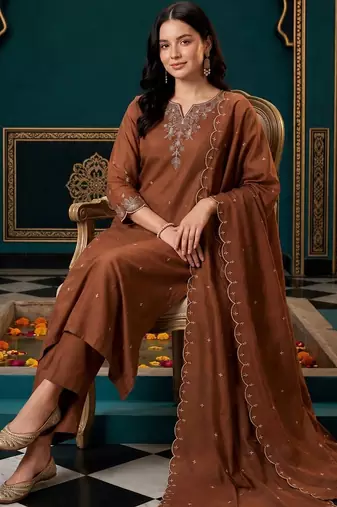 women ethnic motifs embroidered regular thread work kurta with trousers & with dupatta