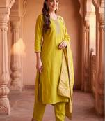 women ethnic motifs embroidered regular thread work kurta with trousers & with dupatta