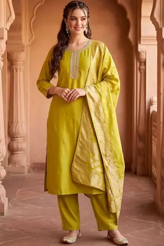 women ethnic motifs embroidered regular thread work kurta with trousers & with dupatta