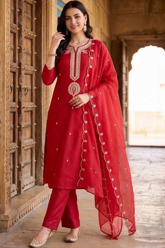 women ethnic motifs embroidered regular liva kurta with trousers & with dupatta