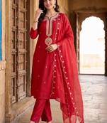 women ethnic motifs embroidered regular liva kurta with trousers & with dupatta