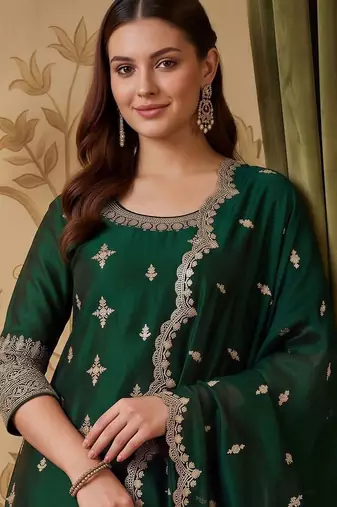 women ethnic motifs embroidered regular thread work kurta with trousers & with dupatta