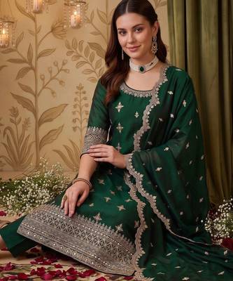 women ethnic motifs embroidered regular thread work kurta with trousers & with dupatta 5