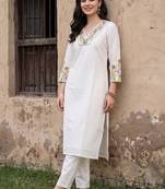 women floral embroidered regular thread work kurta with trousers