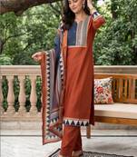 women printed regular liva kurta with trousers & with dupatta