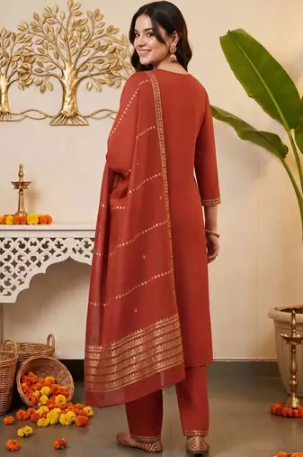 women ethnic motifs embroidered regular kurta with trousers & with dupatta