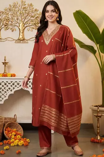 women ethnic motifs embroidered regular kurta with trousers & with dupatta