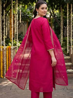 women ethnic motifs embroidered regular thread work liva kurta with trousers & with dupatta 4