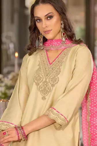 women ethnic motifs embroidered regular thread work kurta with trousers & with dupatta