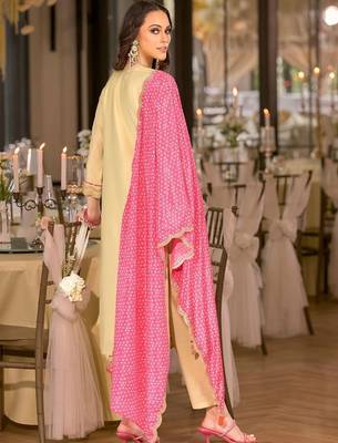 women ethnic motifs embroidered regular thread work kurta with trousers & with dupatta 7
