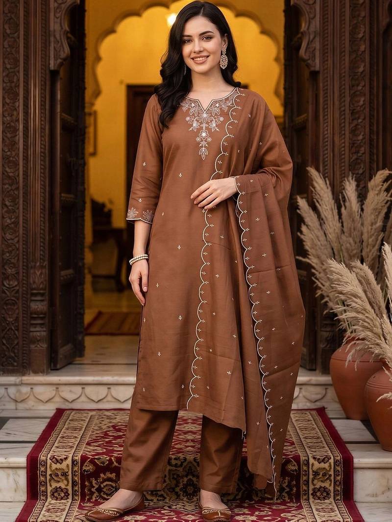 women ethnic motifs embroidered regular thread work kurta with trousers & with dupatta