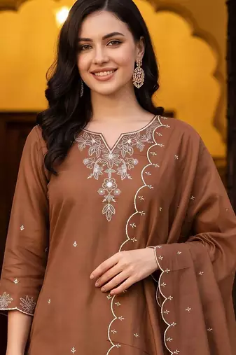 women ethnic motifs embroidered regular thread work kurta with trousers & with dupatta