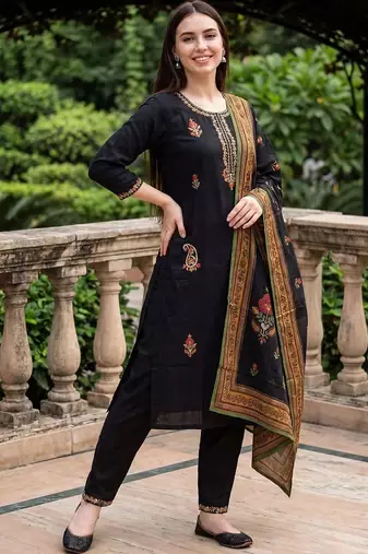 women ethnic motifs embroidered regular thread work kurta with trousers & with dupatta