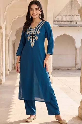 women ethnic motifs embroidered regular thread work kurta with trousers