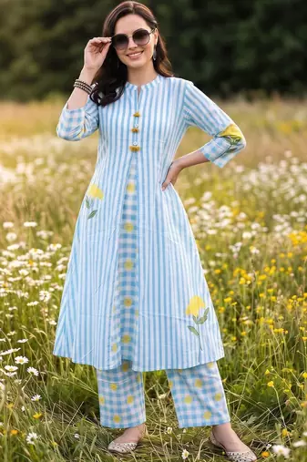 women floral printed regular cotton kurta with palazzos