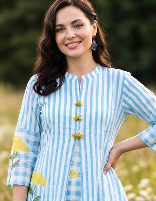 women floral printed regular cotton kurta with palazzos 2