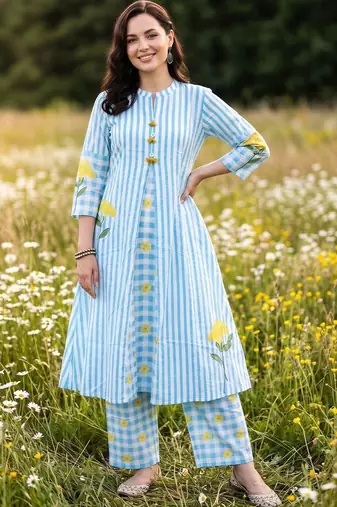 women floral printed regular cotton kurta with palazzos