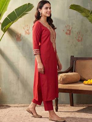 women ethnic motifs embroidered regular thread work liva kurta with trousers 6