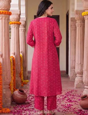 women ethnic motifs printed regular thread work kurta with trousers 6