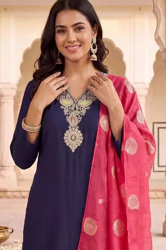 women ethnic motifs embroidered regular kurta with trousers & with dupatta