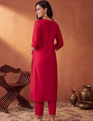 women ethnic motifs embroidered regular sequinned liva kurta with trousers 4