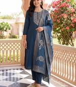 women ethnic motifs embroidered regular kurta with trousers & with dupatta