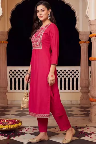 women ethnic motifs embroidered regular kurta with trousers & with dupatta