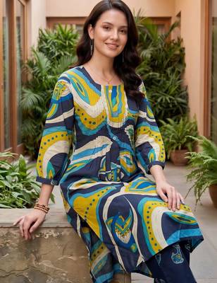 women animal printed regular cotton kurta with trousers 5