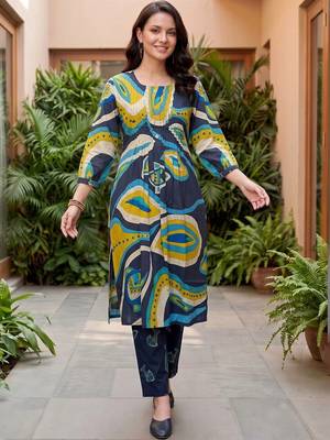 women animal printed regular cotton kurta with trousers 6