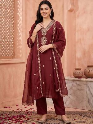 women ethnic motifs embroidered regular sequinned kurta with trousers & with dupatta 1