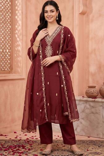 women ethnic motifs embroidered regular sequinned kurta with trousers & with dupatta