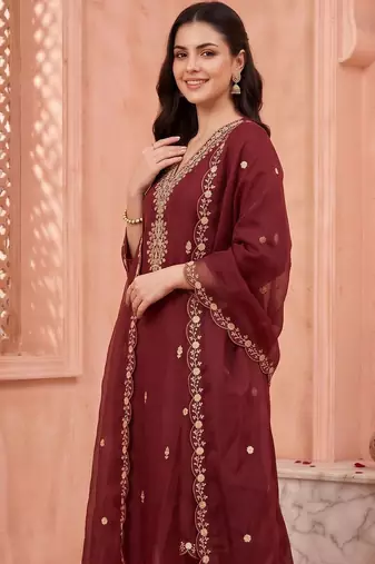 women ethnic motifs embroidered regular sequinned kurta with trousers & with dupatta