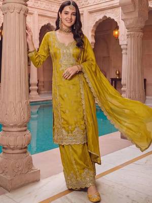 women ethnic motifs embroidered regular kurta with sharara & with dupatta 1