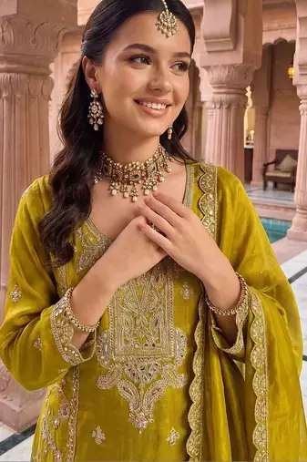 women ethnic motifs embroidered regular kurta with sharara & with dupatta
