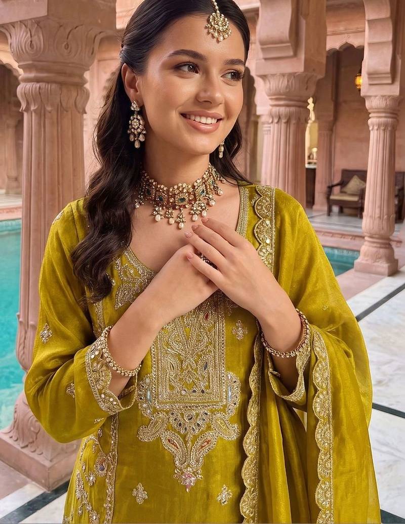 women ethnic motifs embroidered regular kurta with sharara & with dupatta
