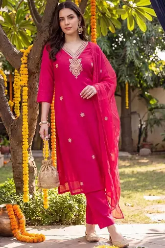 women ethnic motifs embroidered regular thread work kurta with trousers & with dupatta