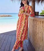women printed regular cotton kurta with trousers
