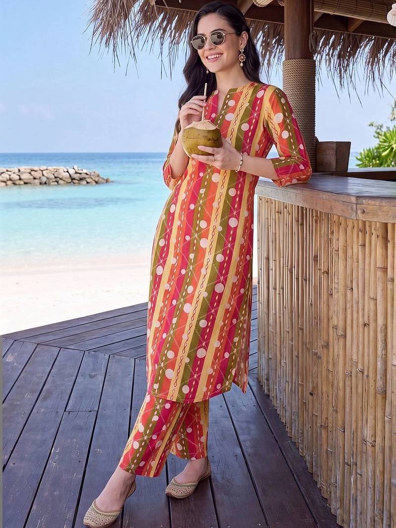 women printed regular cotton kurta with trousers