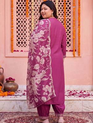 women floral embroidered regular thread work kurta with patiala & with dupatta 6