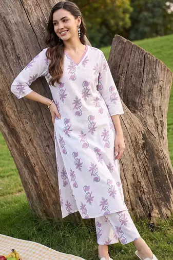 women floral printed regular cotton kurta with trousers