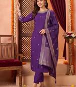 women ethnic motifs embroidered regular kurta with trousers & with dupatta