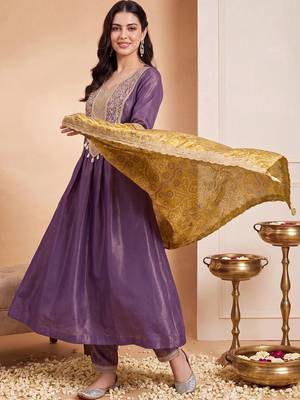 women ethnic motifs embroidered empire thread work kurta with trousers & with dupatta 3