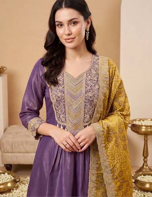 women ethnic motifs embroidered empire thread work kurta with trousers & with dupatta 5