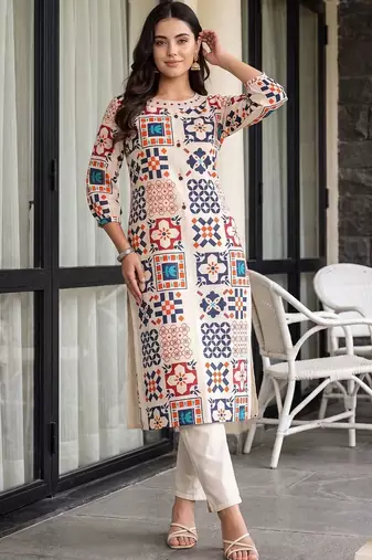 women printed regular kurta with trousers