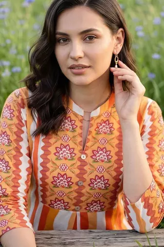 women ethnic motifs printed regular cotton kurta with trousers
