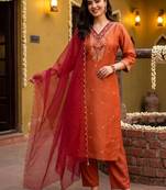women ethnic motifs embroidered regular thread work kurta with trousers & with dupatta